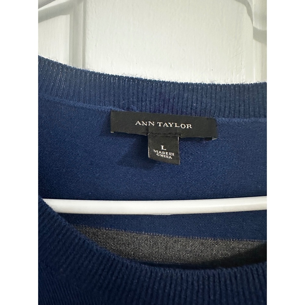 Ann Taylor Women's Blue Striped Long Sleeve Zipper Detail Sweater Size L - Picture 2 of 11